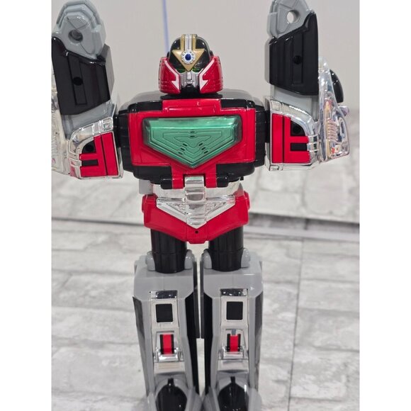 Saban Power Rangers Time Force‎ Red Megazord Action Figure READ - Picture 1 of 9